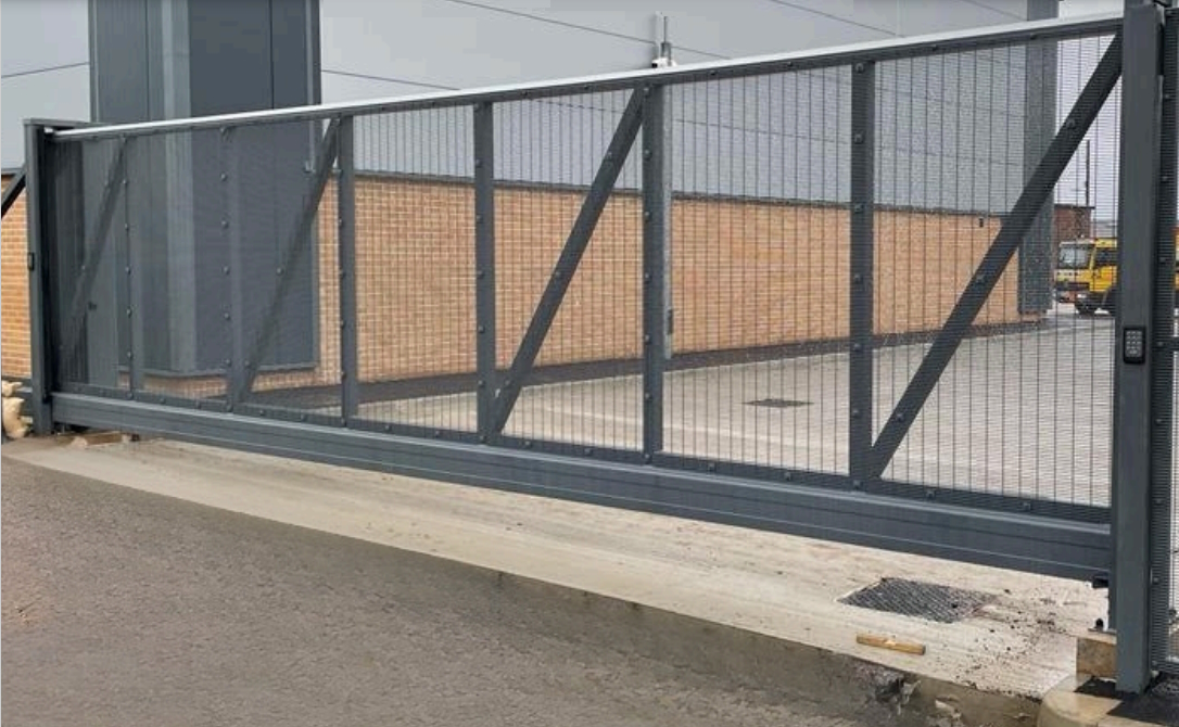 Commercial Gates Scotland